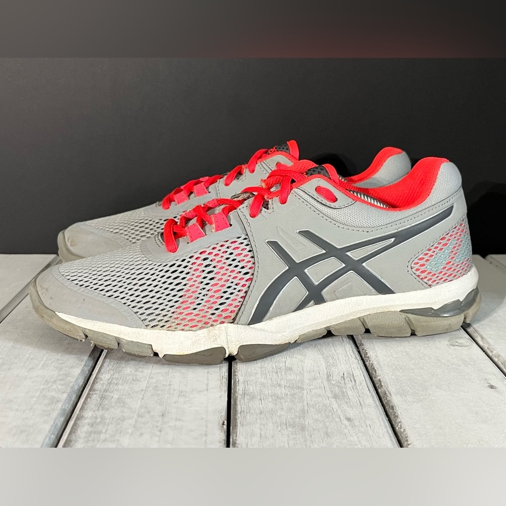 ASICS Gel-Craze TR 4 Cross-Training Gray & Neon Red Shoes, Women’s 6.5